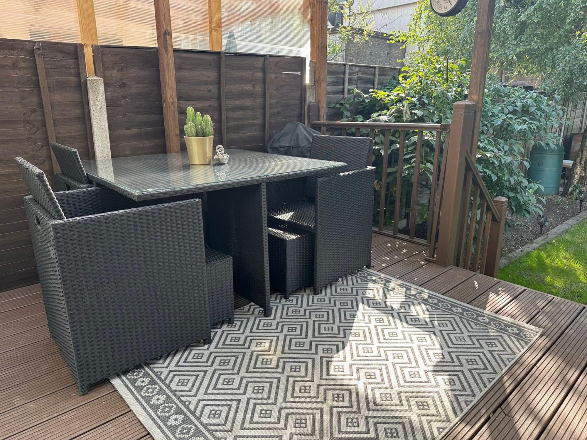 House For Rent In London * Mill Hill